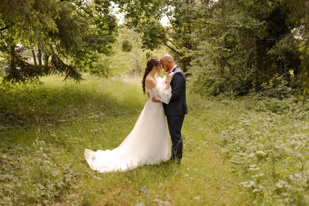Séance couple de mariage à Ville-sur-Lumes