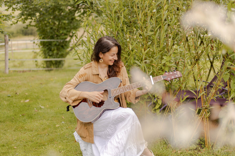 Séance portrait avec une guitare