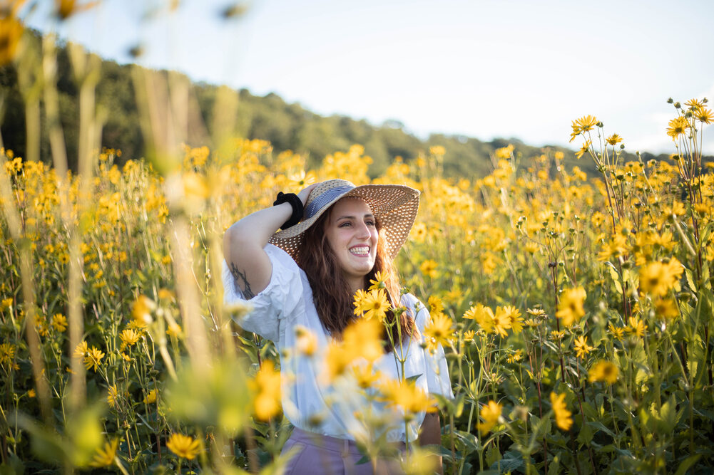 Séance portrait au milieu des tournesols